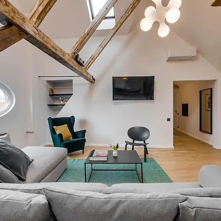 Big Design - Sleeps 12 - Location Διαμέρισμα *