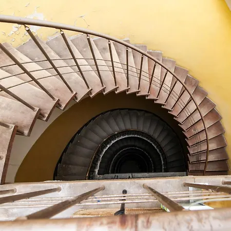 Apartmán Big Design - Sleeps 12 - Location *