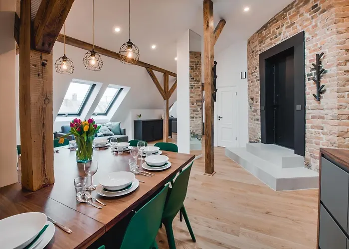 Big Design - Sleeps 12 - Location Riga