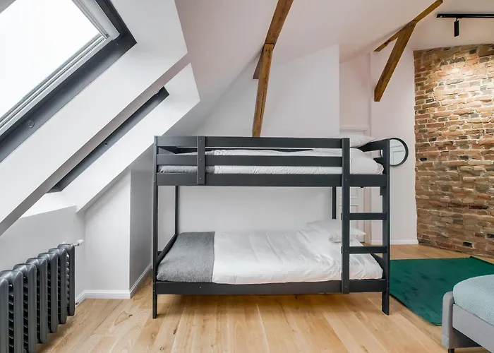 Apartment Big Design - Sleeps 12 - Location Riga