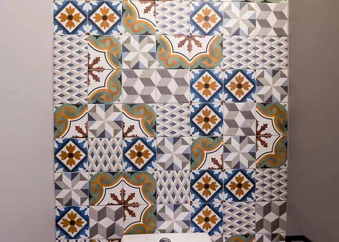 Big Design - Sleeps 12 - Location Riga