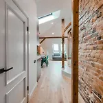 Appartamento Big Design - Sleeps 12 - Location *